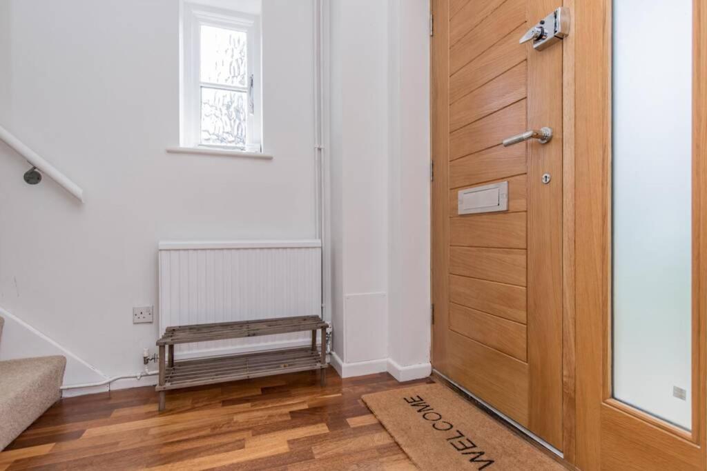 Stylish Townhouse In The Heart Of Summertown Oxford Exterior foto